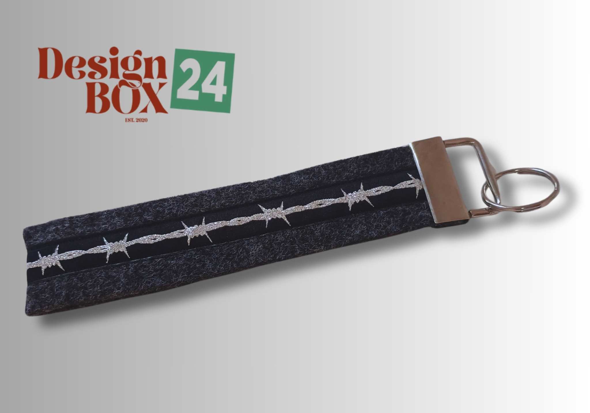  »Schlüsselanhänger Filz Stacheldraht«         